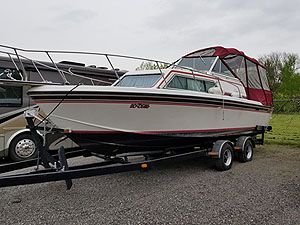 1988 Trojan F26 for sale in the Trenton area east of Toronto by Ontario marine, boat and yacht brokers offering power boats and sailboats for sale in the Kingston, Whitby, Brighton, Cobourg, Trenton And Belleville Areas Of Ontario Canada.