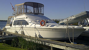 1994 Mainship 40SB for sale in the Lindsay area of Ontario Canada.